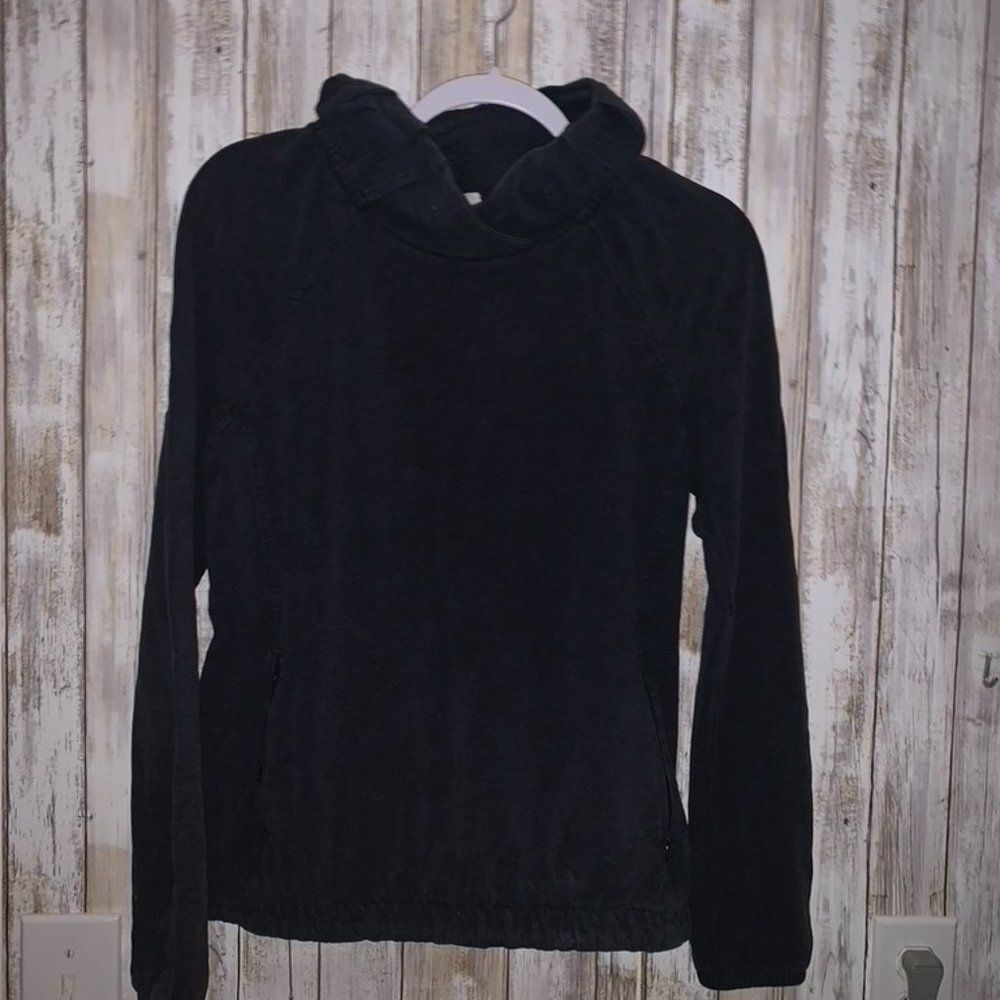 Lululemon funnel neck hoodie size 6